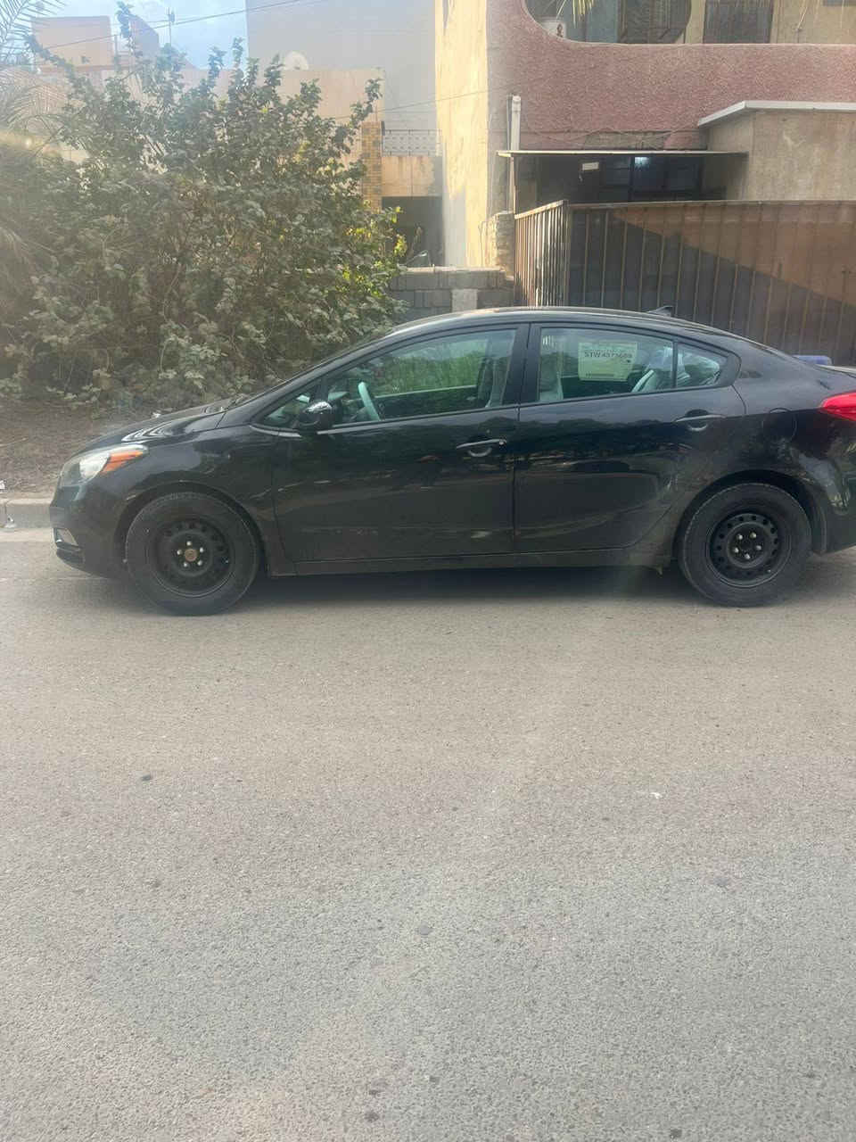 السلام عليكم فورتي للبيع موديل 2016 رقم بغداد بسمي تحويل مباشر وارد أمريكي حادثه بنيد فقط بدون دواخل لغود شواصي مكفولات سياره مكفوله عده البنيد ليبل واحد تخم تاير قبل سبوع شاده جاهزه عل اخر حبايه صدر امامي خلفي جديد السعر ١١٤وبيه مجال مكان السيار بغداد الزعفرانيه ***********
