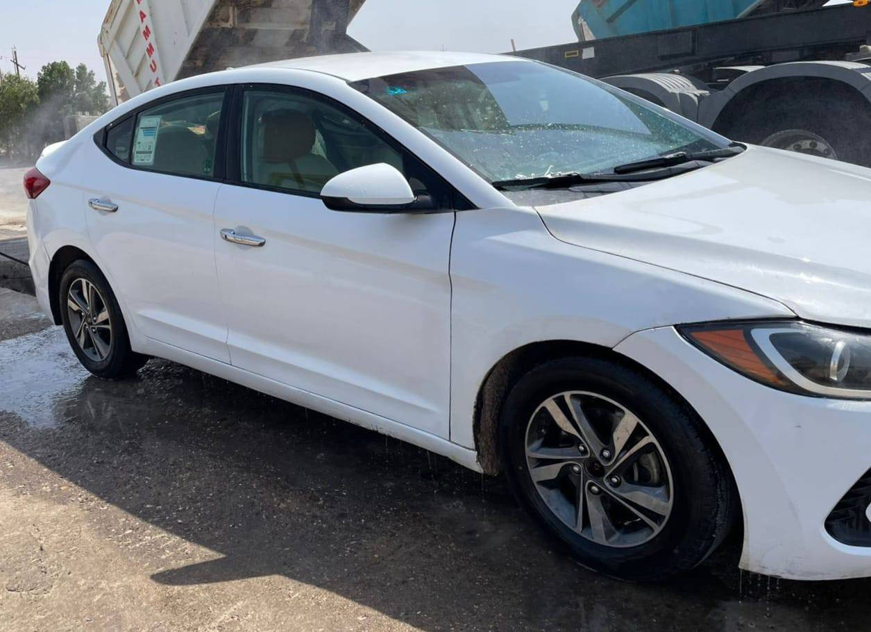 النترا موديل 17 وارد امريكي بيها جاملغ الامامي اليمن  وبنيد  رقم قادسيه تحويل  ثاني يوم بااسمي  العنوان البصره
السعر 118 وبيها مجال ***********
مكلف بالنشر اني الاستفسار عالرقم
