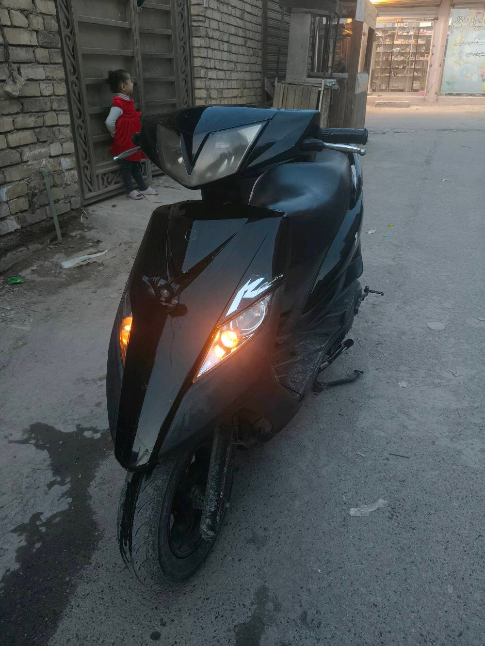 سلام عليكم دراجه ثعلب GTR دراجه مكينه ناعمه شرط الشلعه بيهه نقص فقط عداد مال سرعه العنوان بغداد الشعله 