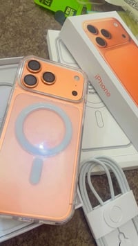 ايفون 17 • مستعمل • قابل تفاوض