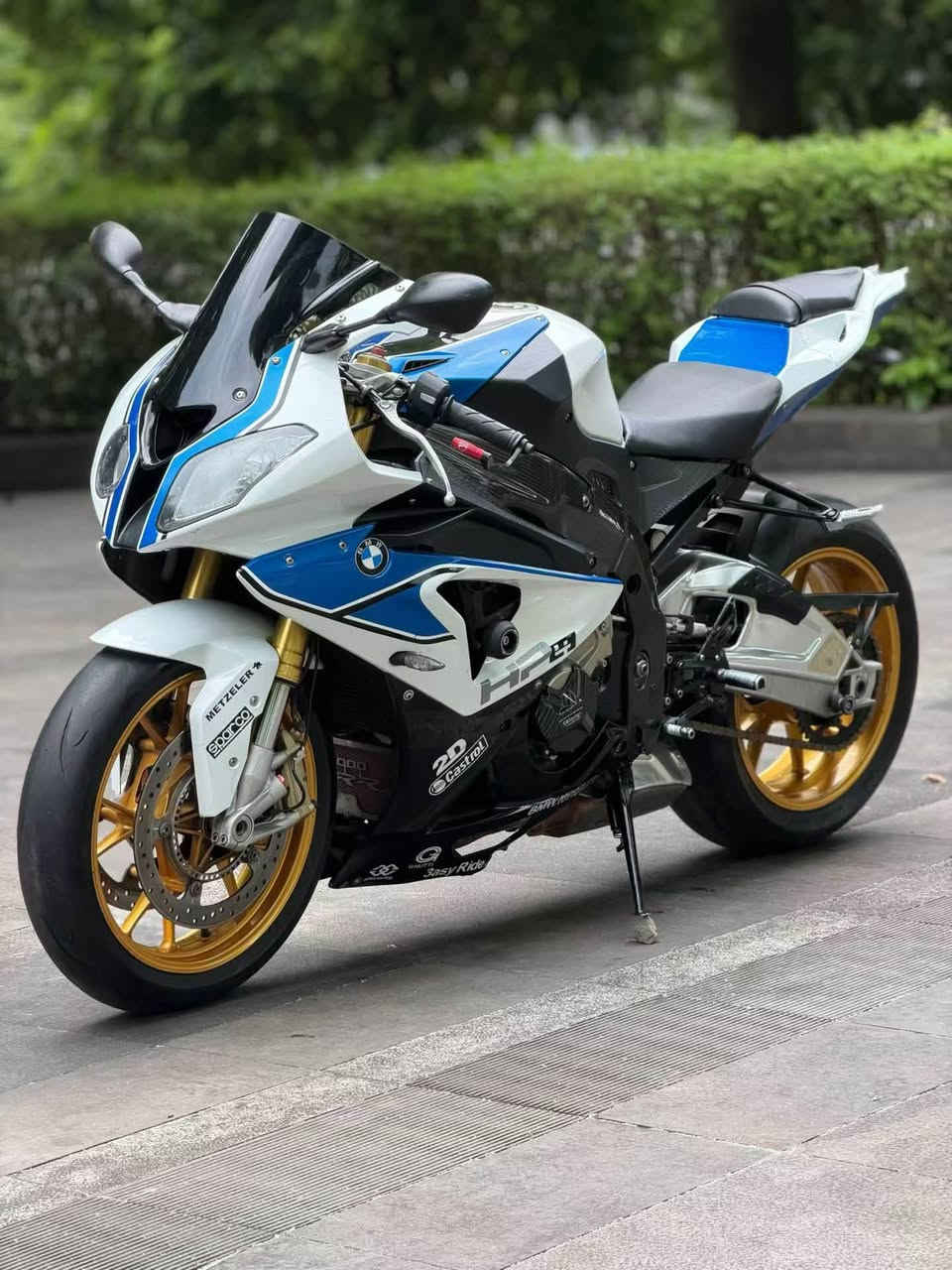 BMW S1000RR
2013

نضیف جمیل جدا 

6300$🔒

سعر واصل سلیمانیە 

***********

🌹 شكر خاص لإدارة الكروب

کروپ فیسبوک https://www.facebook.com/share/g/1D8xBUZevA/?mibextid=wwXIfr

🎥 تابعونا على تيك توك:

‏👉 https://www.tiktok.com/@madeinjapan919

‏👉 https://www.tiktok.com/@samuraiskill1

📌 يمكنكم متابعتي على تيك توك لمشاهدة أحدث الدراجات
