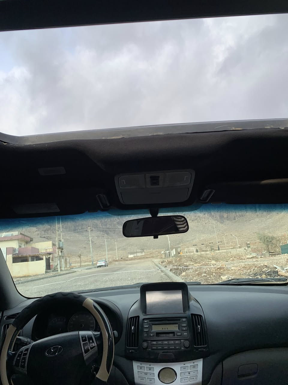 ئاڤانتی ٢٠٠٧فول فول سلاید جلد هیتەر تەبرید لەمس شاشە گەورە و کامێرا سارەکە هی مالئیە ماحرەز نیە ٤تایەو ولی تازە بۆ کری وە پاتری تازەیە  بڕێک وساردی وگەرمی بەشەرت  سارەکە سلایدی دوبەیە  و سەقف وپئش وپشتی بەشەرت گەڤەر گۆراو بەشەرت گێرو مەکینە بەشەرت    ڕەنگی ڕەشی قەترانن بی کاڵ بونەوە نمونەیە لەجوانی مالی دۆستە شوێن ڕانیە  موشتەری نی سەرم مەهێشەنە لەگەل ڕێزم جوابی چات نادەمەوە موشتەری تەلەفۆن بکە ***********ساحری 47گەلاو مەجالی برایانە
