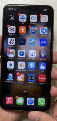 آيفون 11برو ماكس تلفون كله بلادي على وضع شركه كلشي مفتوح لي ولا اي شي ...