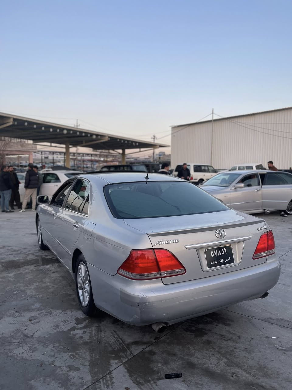 شاهانە بۆ فرۆشتن 
2005  موس 
گێڕ و مەکینە بچووک 180 
سڵاید 
حاسە 
چوار تایە و ویلی تازە 
گێڕ و مەکینەی بەشەریت 
سارد و گەرمی ئیشەکات 
کامل مەسرەف کراوە 
شوێن سلێمانی 
نرخ 56 گەڵاو مەعامەلە 
***********
