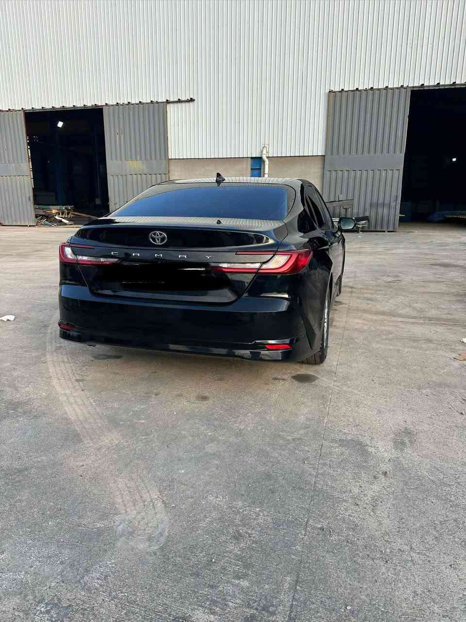 تویوتا کامری هایبرێد
مودێل ٢٠٢٥
LE
 مواصفات ئه‌مریکی
برێک هۆلد
۸۰۰۰ مایل رۆیشتووه
صندوقی پشته‌وه صبوغه
له‌گه‌ل نیو جاملغ پشته‌وه‌ی لای سه‌کن
جاملغی پشته‌وه‌ی لای سا‌یه‌قیش یه‌ک تۆز PDR 
نرخ ٢٥٧ وه‌ره‌قه
ره‌قه‌م هه‌ولێر
بۆ زانیاری زیاتر په‌یوه‌ندی به‌و ژماره‌یه بکه 
*********** أربيل, العراق
