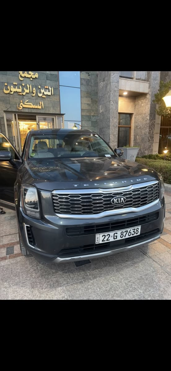 سلام عليكم
تيلورايد 2021 مواصفات S
السياره بسمي السعر 235
حادث خلفي جنطه صبغ    تعديل بارد جاملغ خلفي  بدون صبغ

بجم كبس 

المواصفات

سلايت روف

كشن vib

تدفئه بل كشنات

داخل ابيض

ويل 20

لايت زنون

محرك 3800

وباقي المواصفات معروفه 

السياره بدون ايرباك

للسفسار***********
