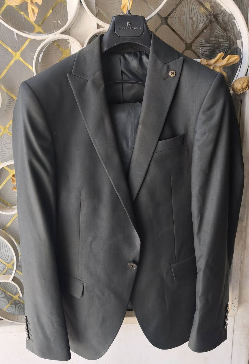 قاط رجالي لون زيتوني 3 قطع قياس M
وسترة رجالي لون اسود للبيع القياس M


**إذا كنت صاحب هذا الإعلان وتريد حذفه لأي سبب، رجاءا أرسل رسالة إلى الدعم الفني**