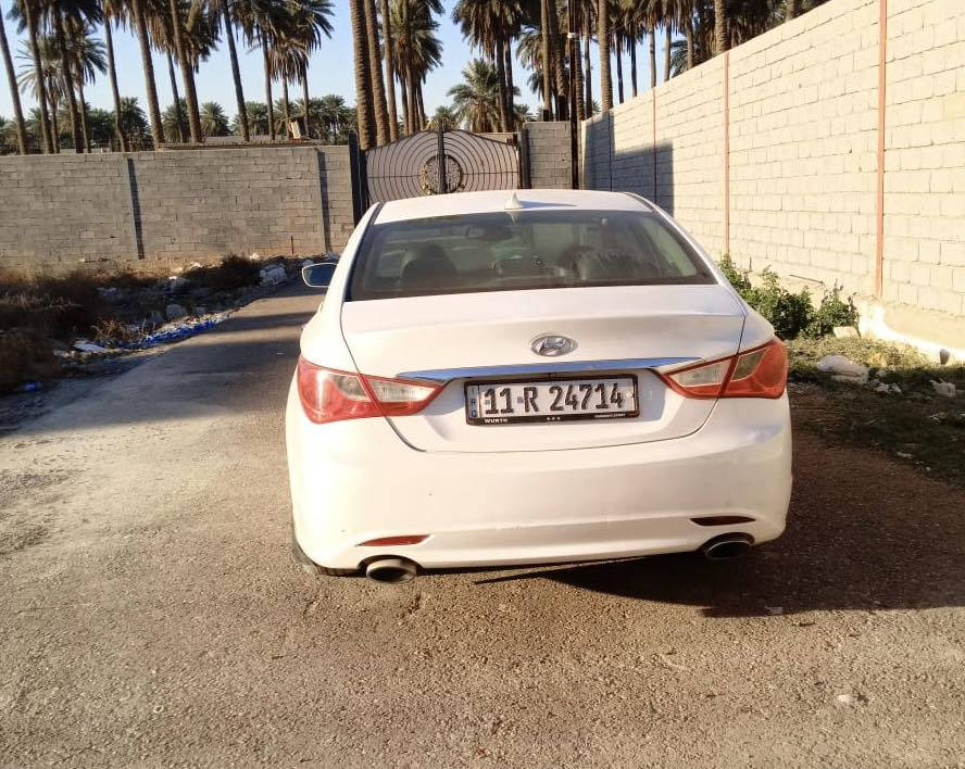 (سوناتا للبيع)(موديل ٢٠١٢)(وارد امريكي)(محرك)(٢٤٠٠)(جيتي اي)(سياره تخم تايرات)(حداديه)(جاهزه للعمل)نظيف جدا (السعر المطلوب)(١١٠)$) الاتصال)(***********)المكان بغداد
