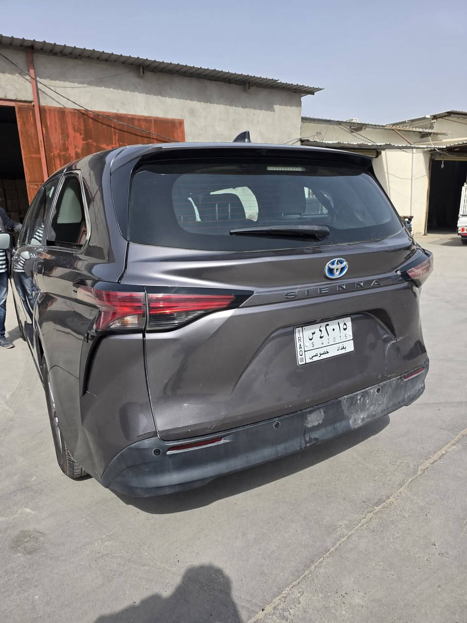 السلام عليكم للبيع فقط سياره سينا موديل ٢١ ل ي ضرر جاملغ خلفي جنطه السعر٢٥٠ بي مجال لشراي الاتصال على الرقم ***********
