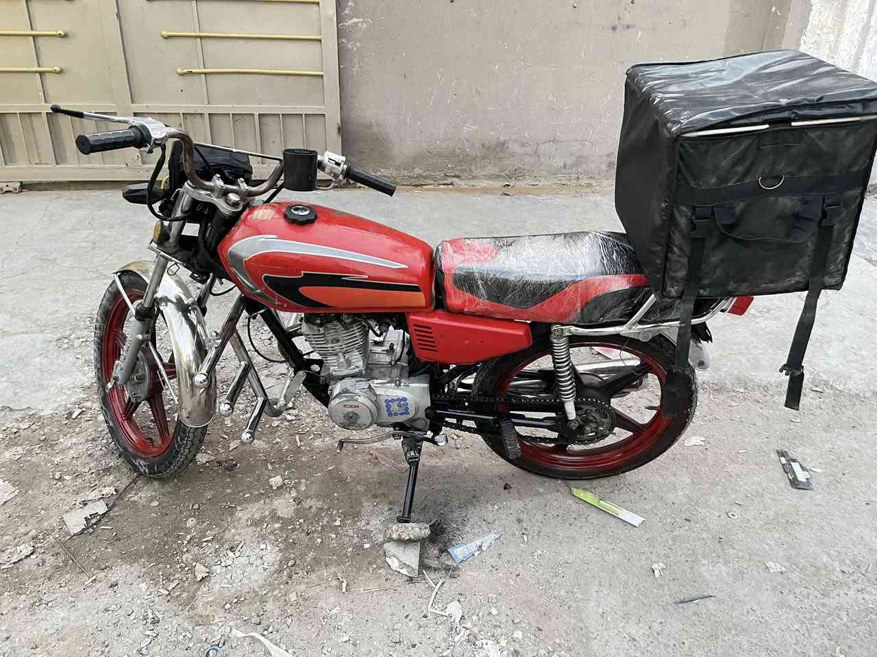 ايراني موديل 21 مكينة ناعمة لا تبخير ولا نضوح الدراجة نضيفة بيها ورقتين بيها نقوصات بسيطة كلش السعر 360 الف بيها مجال بسيط كلش مكاني بغداد الجديده رقمي ***********
