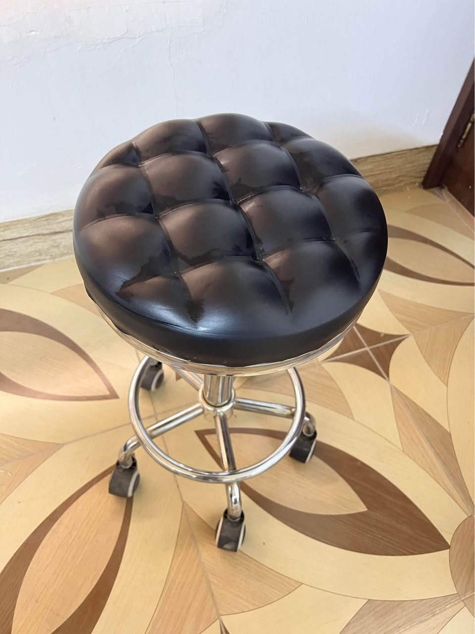 لەهەولێر کورسی دەوار بۆ فرۆشتن بە نوێ دەفرۆشم 
نرخی 35 هەزار أربيل, العراق


**إذا كنت صاحب هذا الإعلان وتريد حذفه لأي سبب، رجاءا أرسل رسالة إلى الدعم الفني**