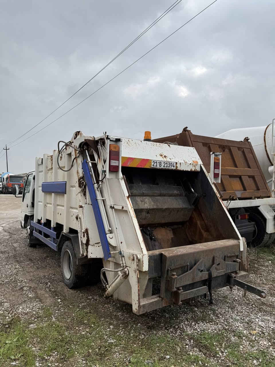 سیارة جدید مکفول کفالة سنویە حتا ٢٠٣١ جدید تتحول نفس یوم
کابسە ترکی جدید بیە رفع حاویات ب شرت کیر مکینەة ئکسل مکفول بشرط مکان سلیمانیة 
سعر ١٥٥$ بیە مجال قلیل حاویة ١٧ ألف شغل
ڤايبر☎️📞*********** 📞☎️واتسأب
