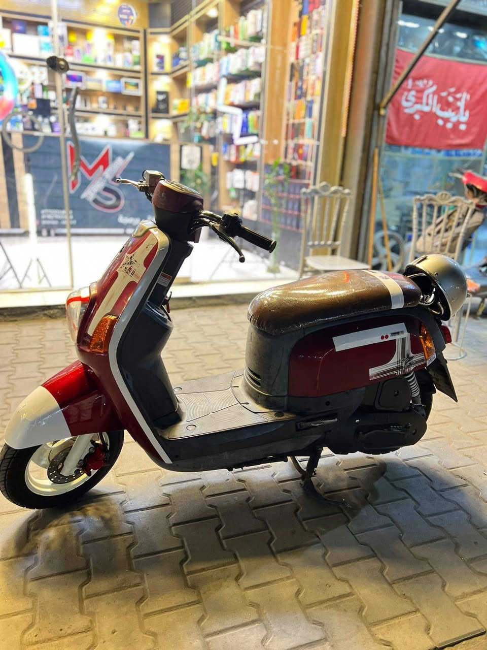 ماكس بوليس 👮‍♂️
السلام عليكم ماكس بوليس للبيع كفاله عامه الدراجه من طول للطول ختم واحد الدراجه بلاديه  كلشي شغال بيه  مكان بصره ابو خصيب محليه  ***********
سعر مليون ٥٠
