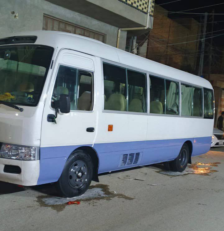 السلام عليكم كوستر مديل 8 جاهزة مكينة كير اكسن تخم تاير جوبلس عالي حدادية تبريد كشن ستاركس رقم بصرة مشروع وطني انكليزي  سيارة جاهزه مكاني كوت الاستفسار والاتصال عل رقم ***********
