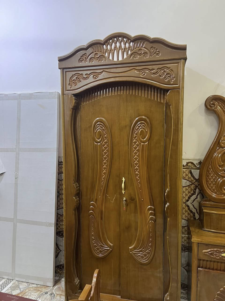 غرفه اخشاب صاج شريطي ام السته جديده كلش سعر 850 عنوان سوك الشيوخ حي العسكري رقم ***********

