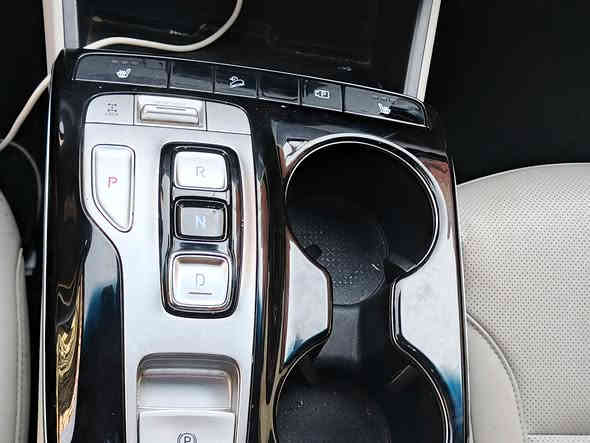 سلام عليكم سياره توسان هايبرد موديل 24 وارد امريكي سياره بعده على حالت لوكالة سياره دخول جديد    بيه ايرباك مال سائق سياره بنو رامىى
سياره خير من الله نضيفه  موصفات حلوه 
رادارات امامي جانبي خلفي
كشنات كهرباء 
تدفئه كشنات 
جنطه كهرباء 
اشاير بلمري 
رادار بلمرايه 
تثبيت مسار 
بصمه  
تشغيل عن بعد 
هواي موصفات بيه
مكان سياره بغداد  
رقم تواصل ***********
سعر سيارة خاص
