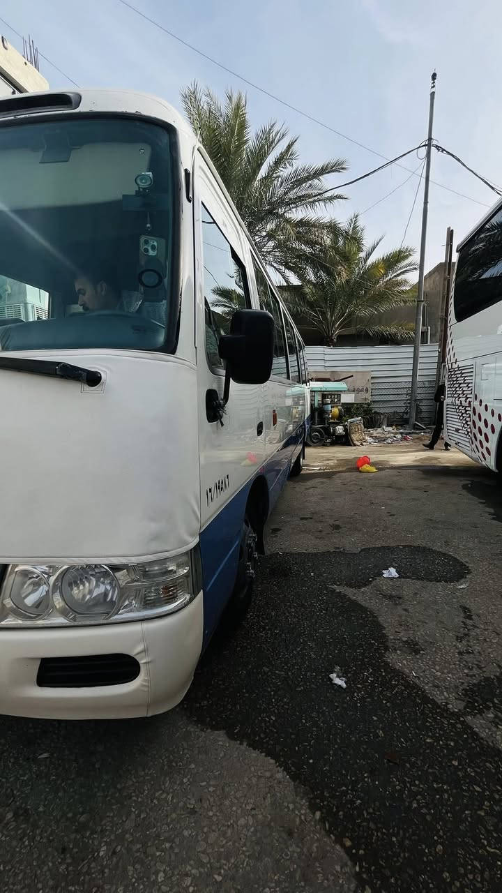 السلام عليكم كوستر موديل 8️⃣ لبيع سياره جاهزه بسمي هيه مرور صفر مكاني سماوه 
الاستفسار اتصل وبيك خير وتدلل 
***********
