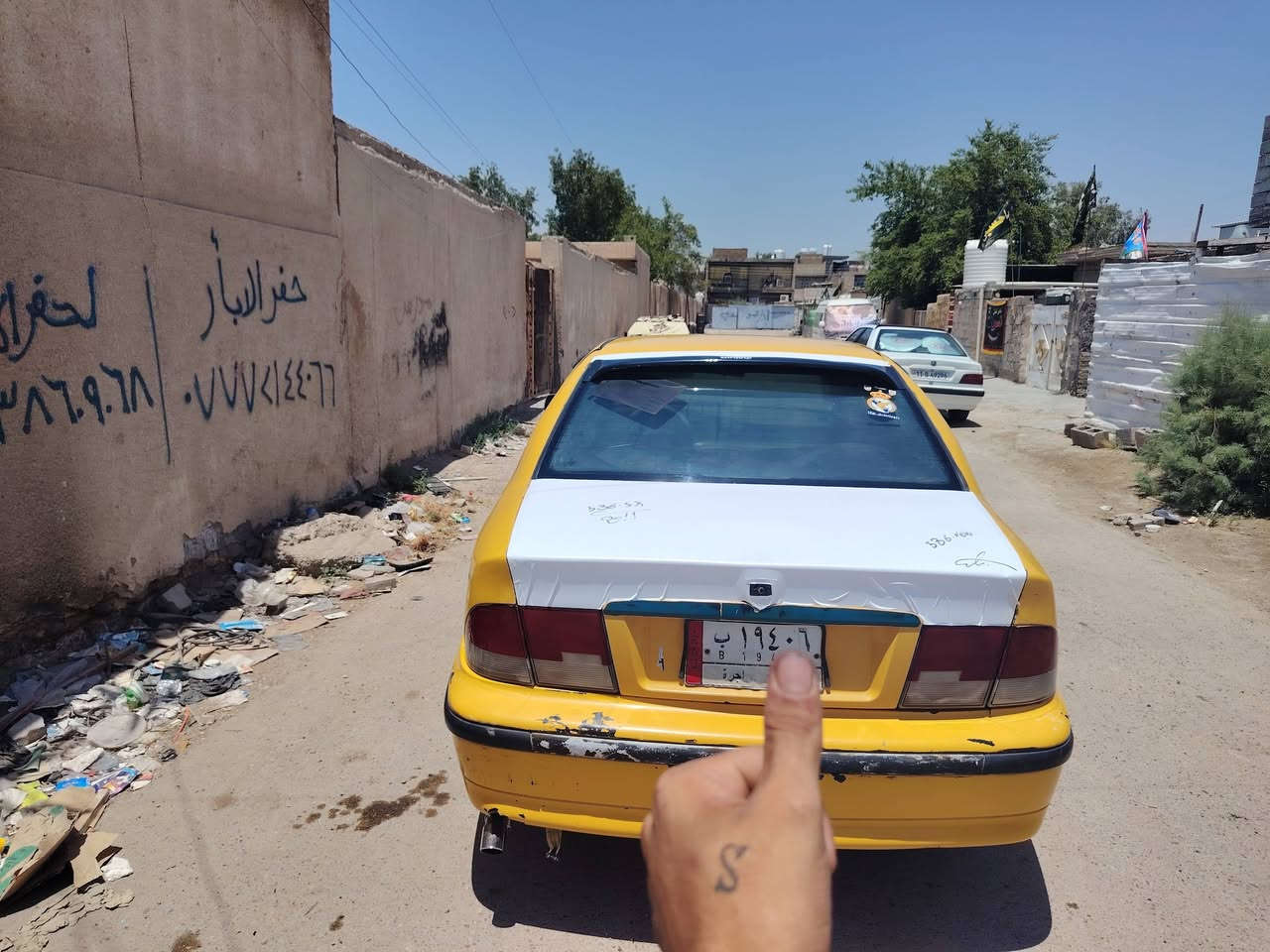 السلام عليكم سمندمديل ٢٠١١ سياره مرتبه خير من الله كير مكينه  فرنسي صدر امامي خلفي جديد جاهزه معمره هلالات وصبغ حزام سياره جاهزه ما عده تبريد نقصه كمبريسر رقم بابل تحويل مباشر مصفره هيئه وغرامات  اكاتب مروري راعيهه يريد تحويل السعر ٢٥ بيهه مجال وترهم مروس مكاني بغداد ***********وتساب الحسينيه مال راشديه اتصال***********غرفه حلوه مرتبه
