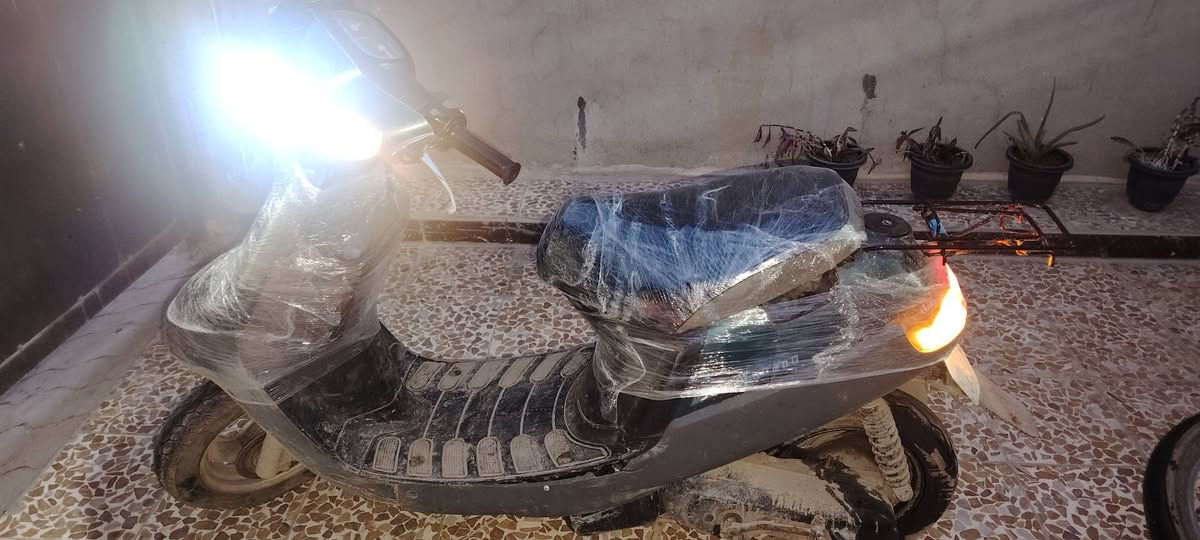 السلام عليكم ماطور بوتين للبيع ما معمر شاصي نضيف كل شي شغال مثل ما موضوح بصوره واينمر شغال مكاني موصل الرشيديه السعر 250 وبيها مجال لتواصل رقم الهاتف ***********                                                 ***********
