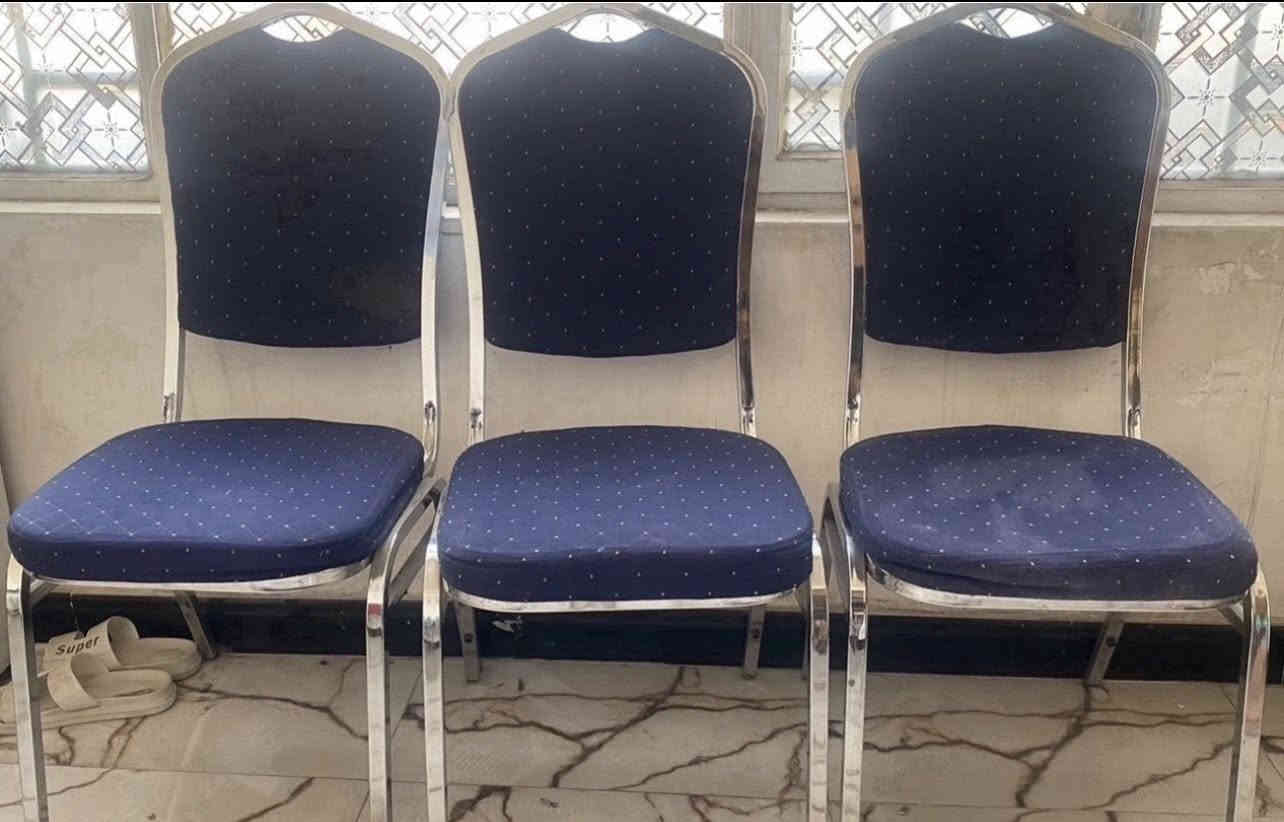 مجموعة غراض للبيع بسعر مناسب 
متواجد خاص واتساب 
العنوان بغداد البلديات 
هذا رقمي فيه واتساب ***********
