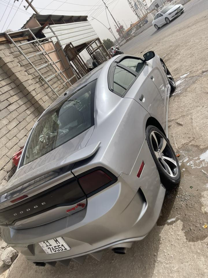 السلام عليكم جارجر موديل 14رقم بغداد حره سنويه وهزه جديده تحويل مباشر السيآره هيمي 5700 حادث جاملغ وبنيد سيارة جهاز  سعره 140وبي مجال ترهم مراوس جارجر اوبامه  مكاني في البصره المدينة شراي اله هديه 💵💸***********رقم اثير***********
