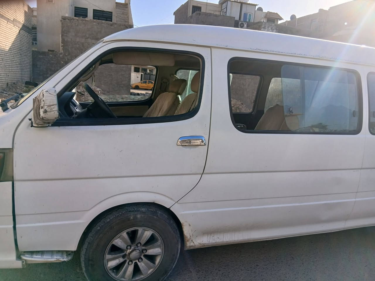 سلام عليكم جنبي للبيع اومروس ٢٠١٤ سياره خير من الله مكينه ياباني سياره مصفرمن كلشي سياره بسمي بيها منضومه غازسعر ٨٥ بيها مجال سياره ***********
