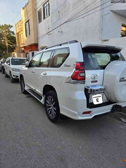 السلام عليكم 
للبيع او المراوس
تويوتا برادو فئة TXS سبعينية 
موديل 2022
فول مواصفات معروفة موصفات البرادو 
السيارة مكفولة كفالة عامة من كلشي عدا شخط صغير بالجاملغ الامامي 
جديدة جدا بحالة الزيرو ضمان شركة ساز وكل صيانتهة ودهنها بالشركة 
ماشية 72 الف كيلو 
رقم اربيل الجديد تحويل مباشر 
مكان السيارة بغداد 
السعر 465 وبيهة مجال 
للاستفسار 
***********
*********** بغداد
