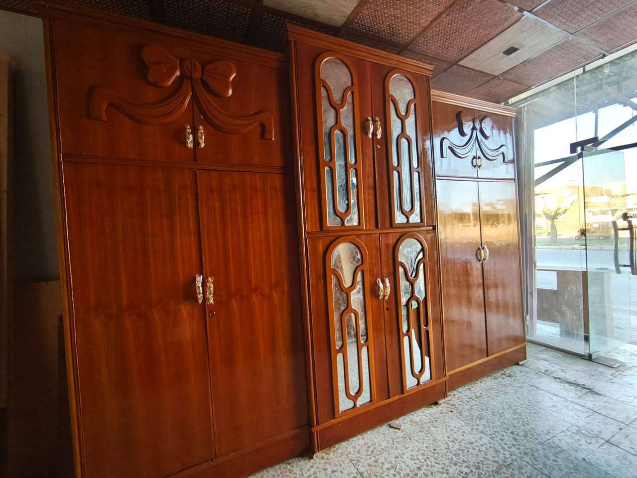 السلام عليكم
غرفة تزگام عراقي درجه اولئ
شغل العماره
مسگمينها ب 7 مليون
غرفه كامله
قويه 
جاهزه من كل النواحي
فقط ..نقص تاج جربايه
كنتور مقطع
رفوف +بوري تعلاگة
دنگ جاو
داخل وخارج صاج
6 ابوب...قاطين
......
زاويه ما تنشال مثل ما موضح بالصوره
كشن لوح 
غرفه اجمل واحله من الصور
الصور ضالمتها
للاستفسار
*********** عمارة, ميسان
