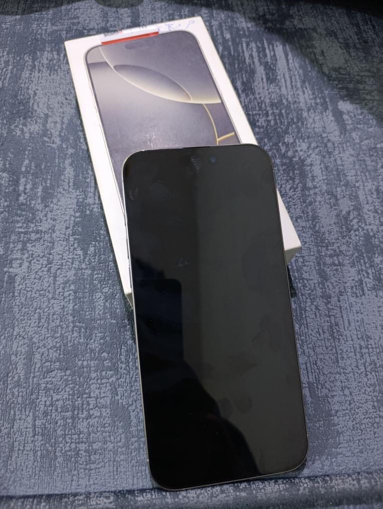 السلام عليكم 16 pro max نسخه الشريحة الالكترونية Esim للبيع النظافه 100‎%‎  بطاريه 96 ‎%‎مكفول من كلشي 
السعر مليون و150
المكان الحله


**إذا كنت صاحب هذا الإعلان وتريد حذفه لأي سبب، رجاءا أرسل رسالة إلى الدعم الفني**