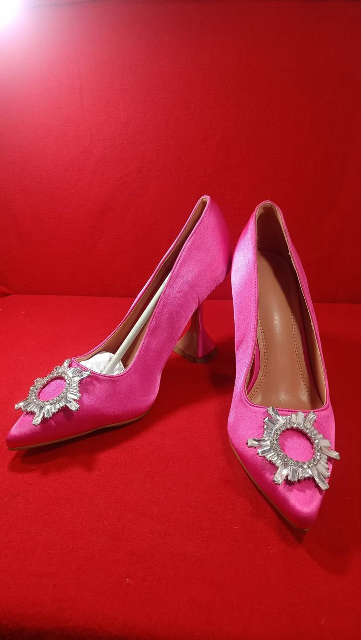 احذية نسائي سعر القطعه 15 توصيل مجاني داخل بسمايا


**إذا كنت صاحب هذا الإعلان وتريد حذفه لأي سبب، رجاءا أرسل رسالة إلى الدعم الفني**