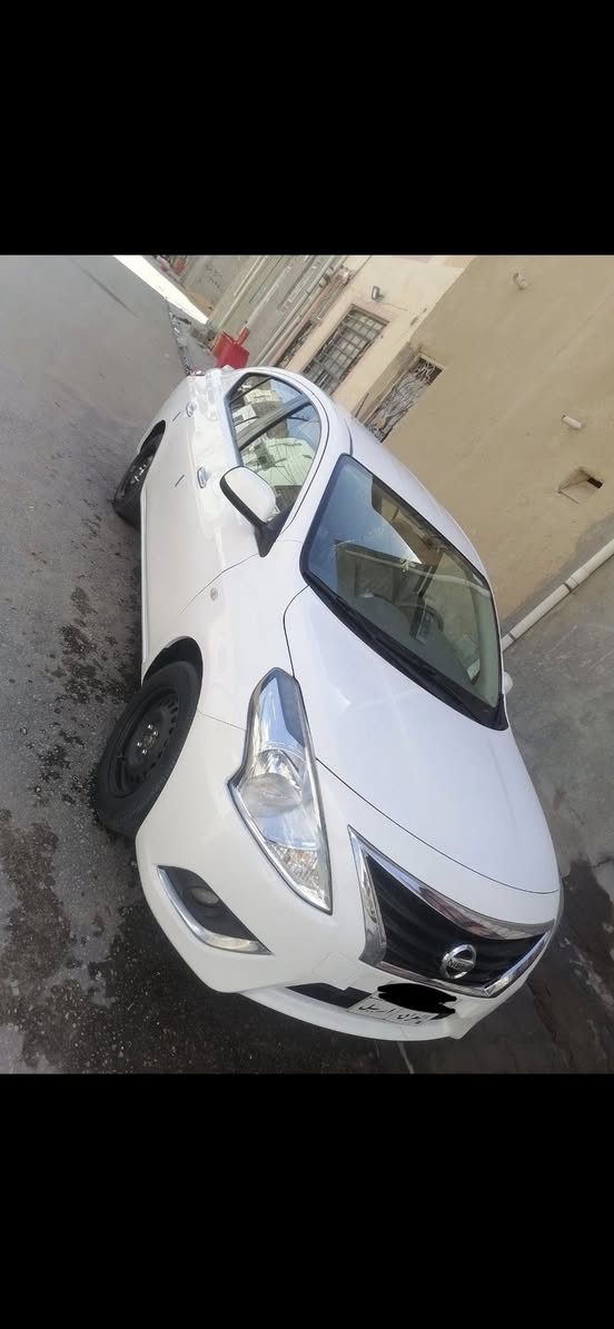 سياره نيسان سني هندي مديل ٢٠٢٢ ماشيه ٨٨ ألف  جديده مكفوله من كل شي فقط بيها شبر بارد قبق الصندوق على وضع الشركه جديده ومرتبه 
التفاصيل اكثر الاتصال
 *********** 
***********
