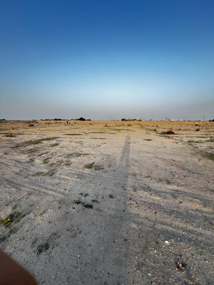 السلام عليكم مزرعة للبيع 10 دونم بيهة ارتواز قريبة ع الشارع العام طريق خور الزبير  ورة سيطرة الخويسات سعرها 40 وبيهة مجال قليل الاستفسار ***********
