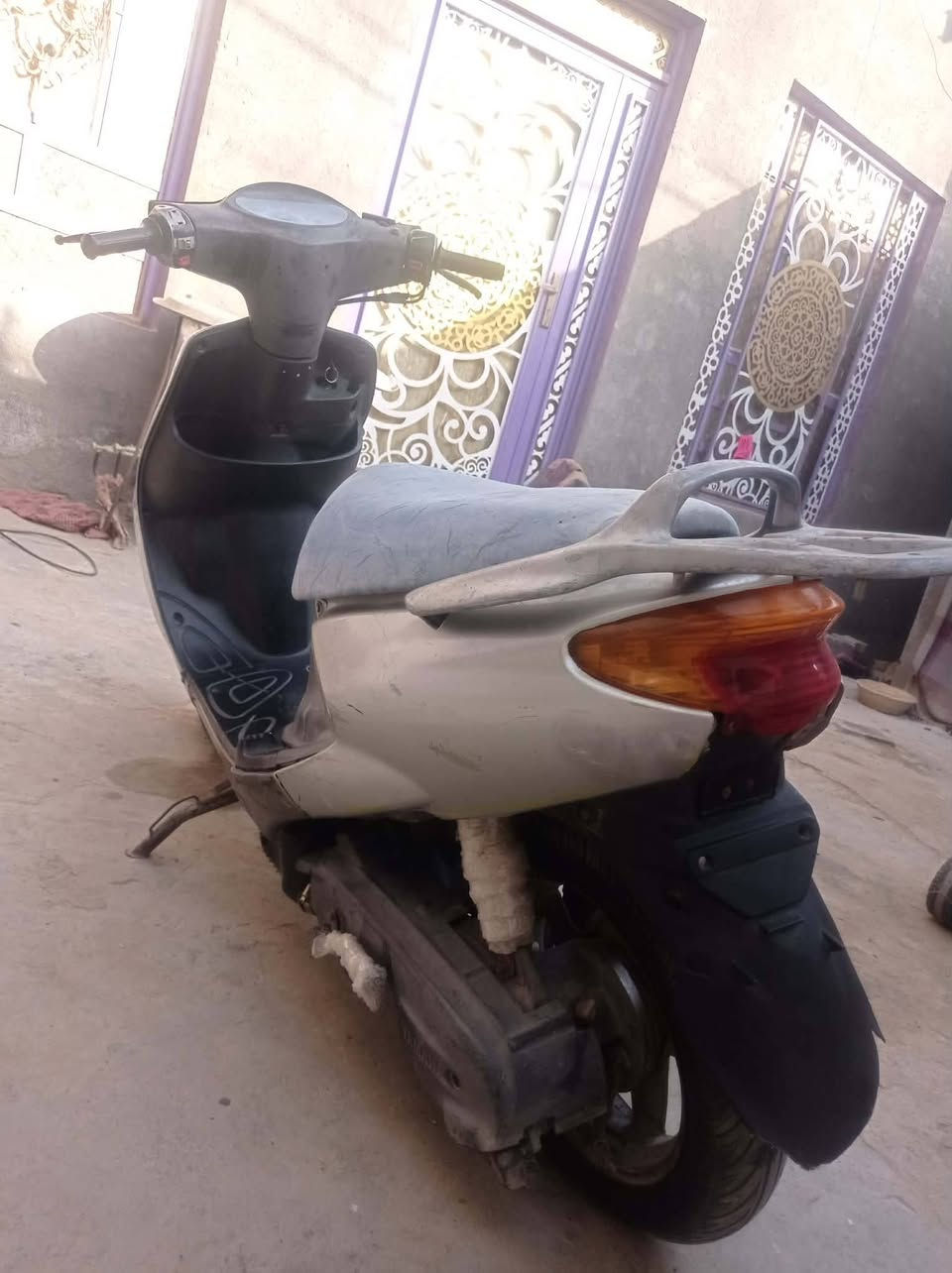 سلام عليكم دولفين ياباني كامله سعر 300 بيه مجال للشراي***********
