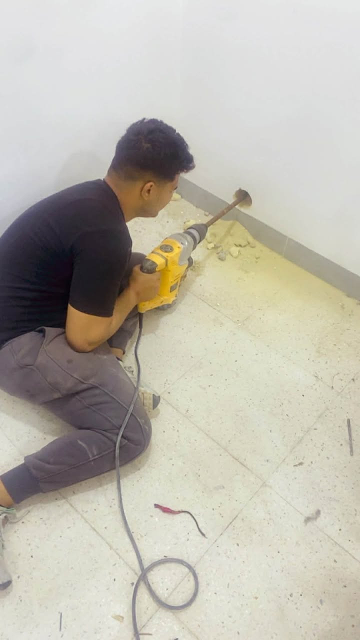 ام عليكم الورشه المتنقله في بغداد
لصيانه السبالت تنصيب سبالت وغسل سبالت 
وصيانه كافه اعطال السبالت كهربائيات ليك شحن غاز ```410R❄️  R22❄️ جميع السبالت  كنتوري او جداري❄️ فقط عليك تواصل على ذني الارقام تحب واتساب تحب اتصال احنا بالخدمه‏ ***********
