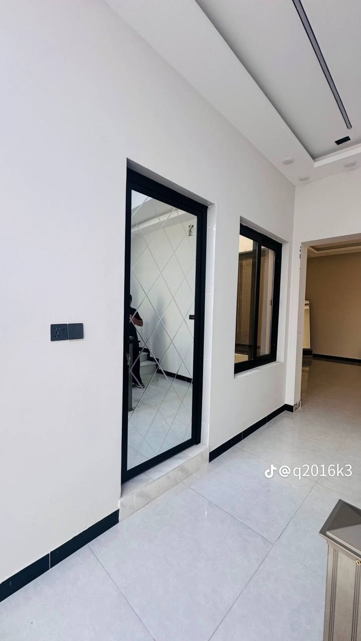 مقاولات ماس الهندسي نعمل بالاقساط و نقد نعمل حسب مواصفات الهندسيه نعمل كافة أعمال تعمير و ديكورات خارجيه و داخليه حسب الطلب زورو موقعنا على الفيس بوك لترا أعمالنا اكتب مقاولات ماس الهندسي 
 الهاتف استفسار *********** واتساب 
كورك *********** واتساب
