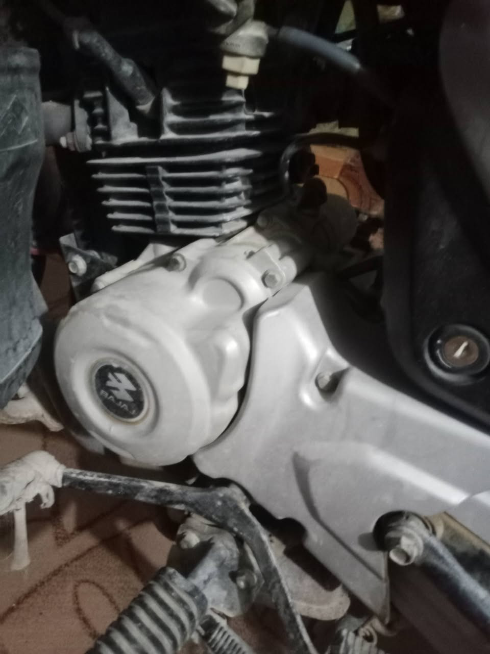 سلام عليكم دراجه بوكسر نضيفه مامفتوحه نضيفه مالت شرطي مايطلع بيهه كامله وراق اصولي ،كهربائيات كامله ،، مكاني تنومه شط العرب ، رقم لهاتف ، *********** سعر 1700
