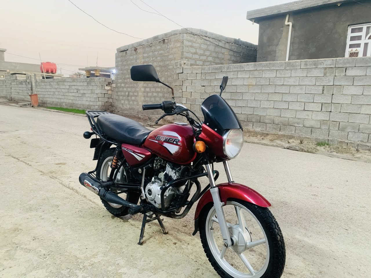 العنوان واسط كوت ناحيه الدبوني
ا

سلام عليكم دراجه بوكسر 4كير للبيع أوراق صولي سعر خاض أو عبر الهاتف ***********
