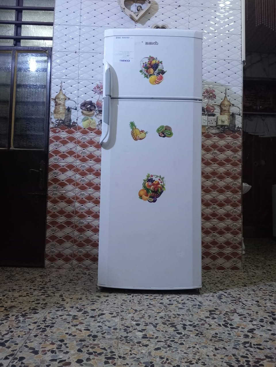 ثلاجة نضيفة بيضه بيكو 20 قدم السعر 200 ثلاجة حمرا 6 قدم السعر 110الشراي خاص يوجد توصيل


**إذا كنت صاحب هذا الإعلان وتريد حذفه لأي سبب، رجاءا أرسل رسالة إلى الدعم الفني**