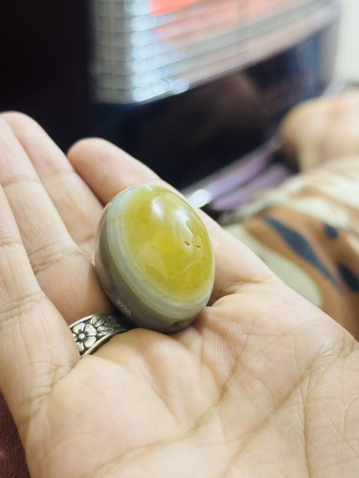 سلام عليكم حجر سليماني قديم نادر السعر 50الف قفل
إذا يعجبك تواصل واتساب***********
