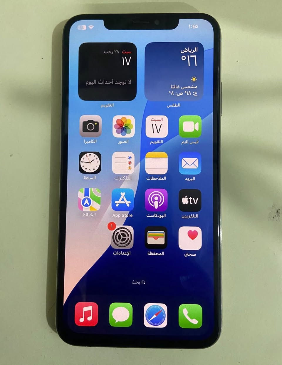 ايفون اكس اس صغير  نضيف ذاكره 256 بطاريه 100 مبدله اصليه ميصرف شحن ابد باقي كله بلادي بدون ملحقات السعر 170 قفل العنوان اليرموك اربع شوارع ***********
