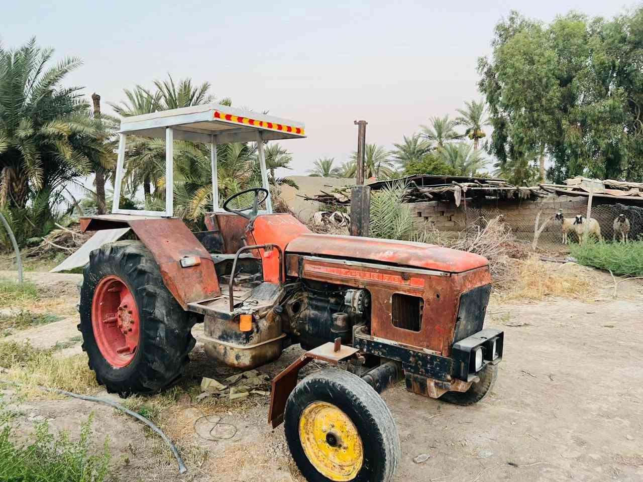 للبيع عنتر موديل 1985 كير ومحرك وأكسل وجهاز هودرليك مكفولات ثكالات امامي نكره سلف كهربائيات شغالة مكينة مال جناي خير من الله اي نقص ما بيه السعر 2750 المكان بابل قرب خط السريع جسر مشروع المسيب للاستفسار ***********
