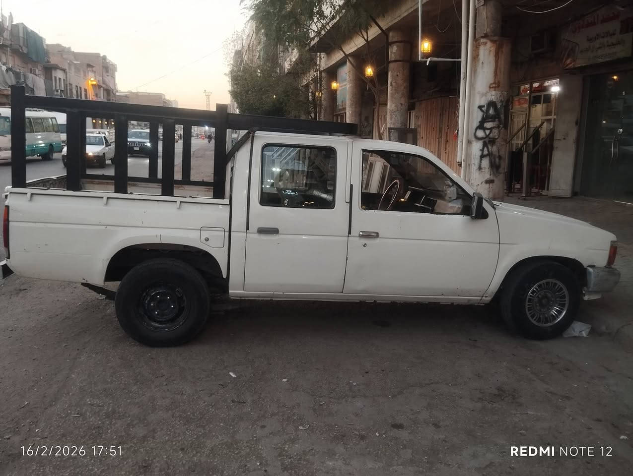 مكلف بل نشر 
سلام عليكم للبيع تويوتا نيسان دبل قماره موديل ٩١ رقم ديالى تحويل ثاني يوم السعر ٤٥ وبيه مجال حك الجيه ماكن السياره بغداد شارع الكفاح رقم الهاتف ***********
