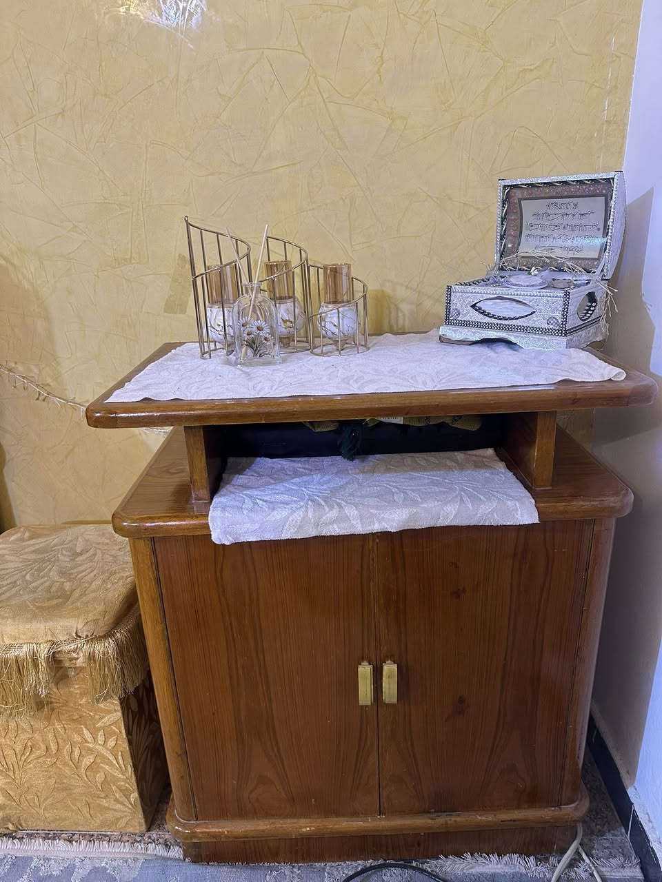 غرفة تسكام عالطلب خشب قوي وثقيل ومساحة خزنية كبيرة
السعر مليون وربع 
العنوان البصرة 
للاستفسار خاص او وتساب ***********
