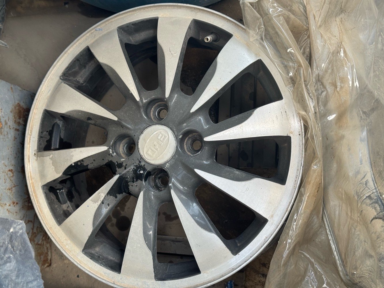 زوج ويل كب حجم 15 ستدات 4 بسعر 50الف مكاني بغداد