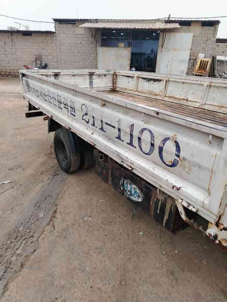 فونتيره ٩٨ رقم بابل كير مكينه حداديه تمام
رقم شاصي واضح
بدي طويل ٨جنكال
مكاني بابل القاسم بيع مستعجل
السعر
٤٢وبيه مجال قليل 
 ***********
***********
