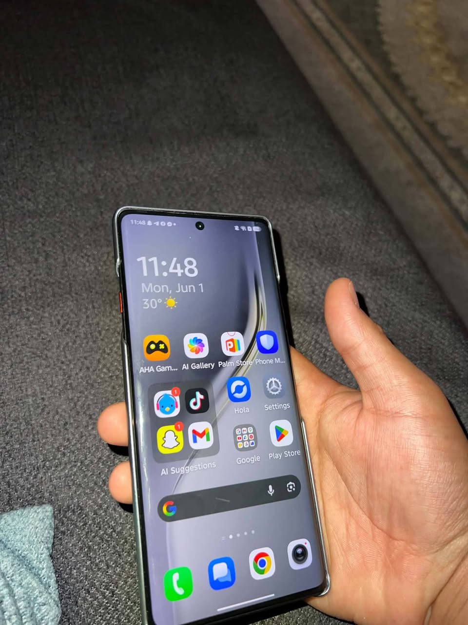 سلام عليكم tecno camon 40 pro g5 
رام 12+12
هيرتز 144
المعالج Dimensity 7300 Ultimate
البطاريه mAh5200 
الذاكرة 256
90 فريم 
لون الاسود


**إذا كنت صاحب هذا الإعلان وتريد حذفه لأي سبب، رجاءا أرسل رسالة إلى الدعم الفني**