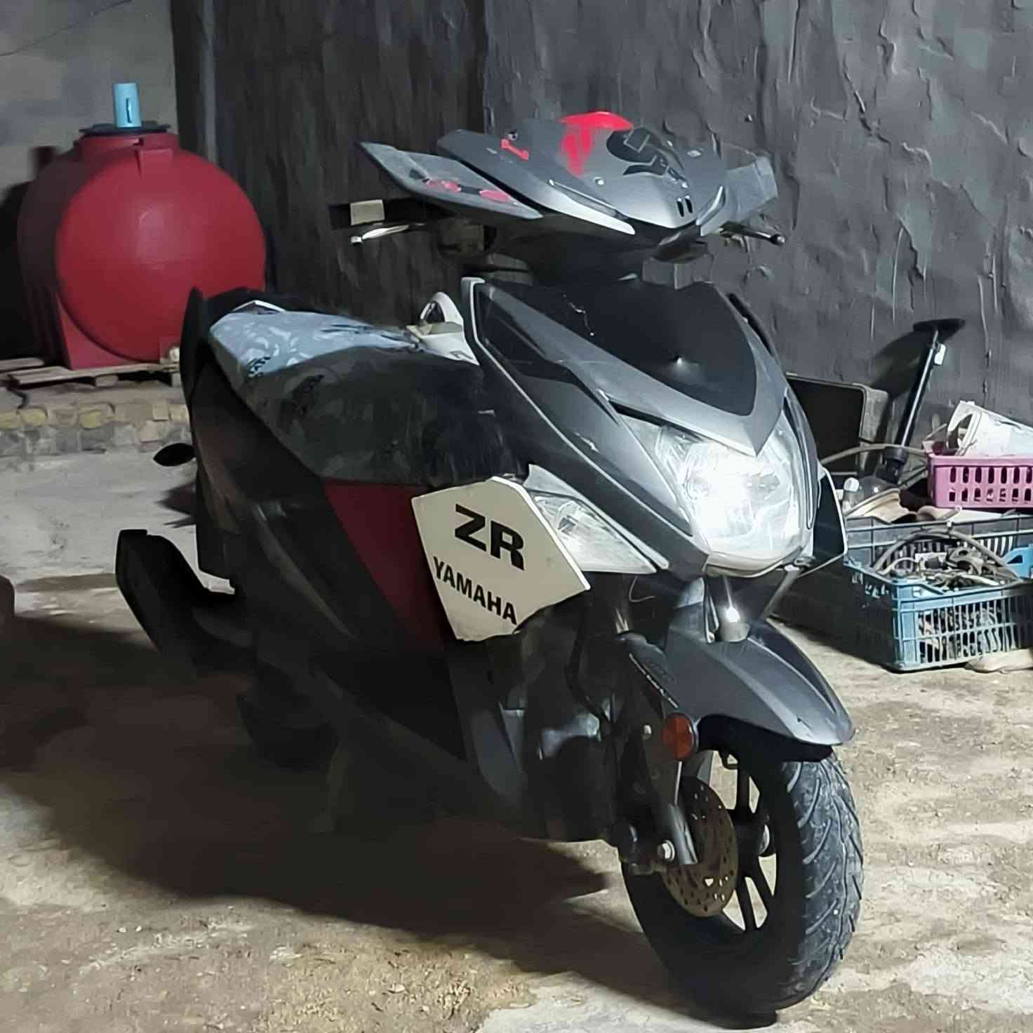 سلام عليكم شباب دراجه ZR موديل 2020 كهربائيات شغاله مكينه خرسه مشي حلوه سعر 450 بيهه مجال 📌


**إذا كنت صاحب هذا الإعلان وتريد حذفه لأي سبب، رجاءا أرسل رسالة إلى الدعم الفني**