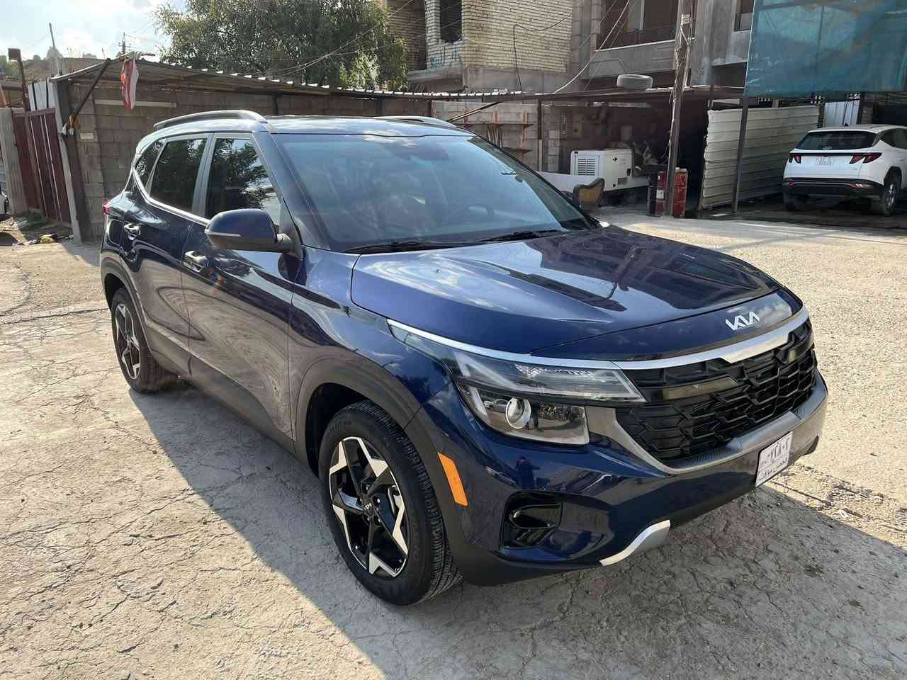 للبيع سيلتوس 2024 وراد امريكي دخول جديد بيهه البنيد فقط مصبوغ بدون اي دواخل ورقم الشاصي موجود بالمنشور السياره جديده اخت الزيرو ماشيه ١٠ الاف فقط فول مواصفات عدا الفتحه داخل مشمشي
السعر 143 ورقة الشراي يتصل على الرقم غير متواجد عل فيس
‭***********
