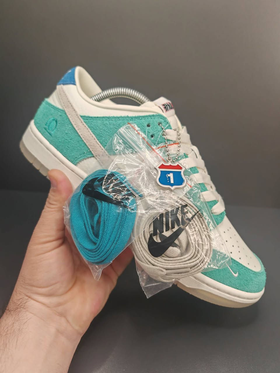 حذاء نايك جوده خرافيه نوعيه مميزه قياس 44
السعر 100 الف


**إذا كنت صاحب هذا الإعلان وتريد حذفه لأي سبب، رجاءا أرسل رسالة إلى الدعم الفني**