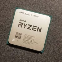 🌹السلام عليكم🌹  معالج 5800x box للبيع  250 الف  07843978872